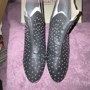 Kenneth Cole Ankle Booties